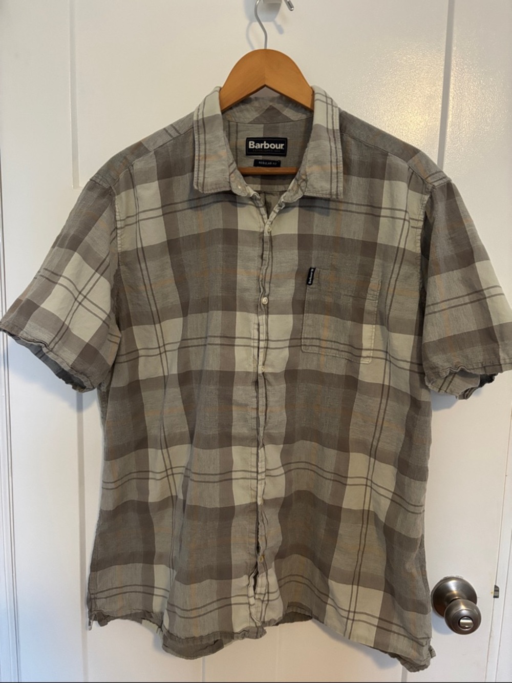 Barbour Men's Short-Sleeve Plaid Button-Down Shirt in Light Green and Grey